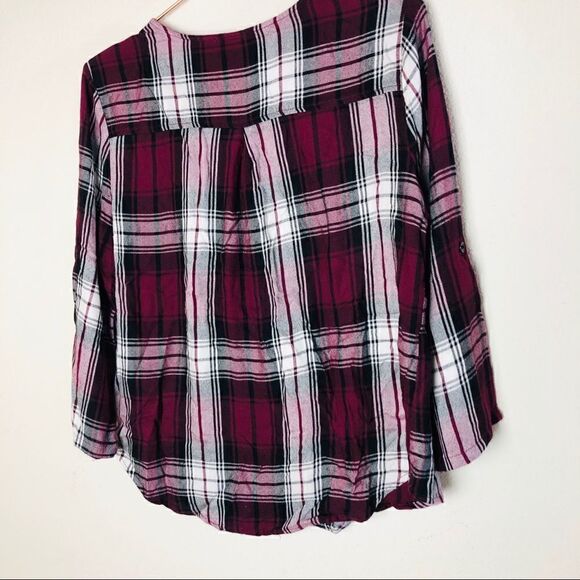 🌵12/$25 EUC No Boundaries Plaid Criss Cross Top Jr - Picture 6 of 6